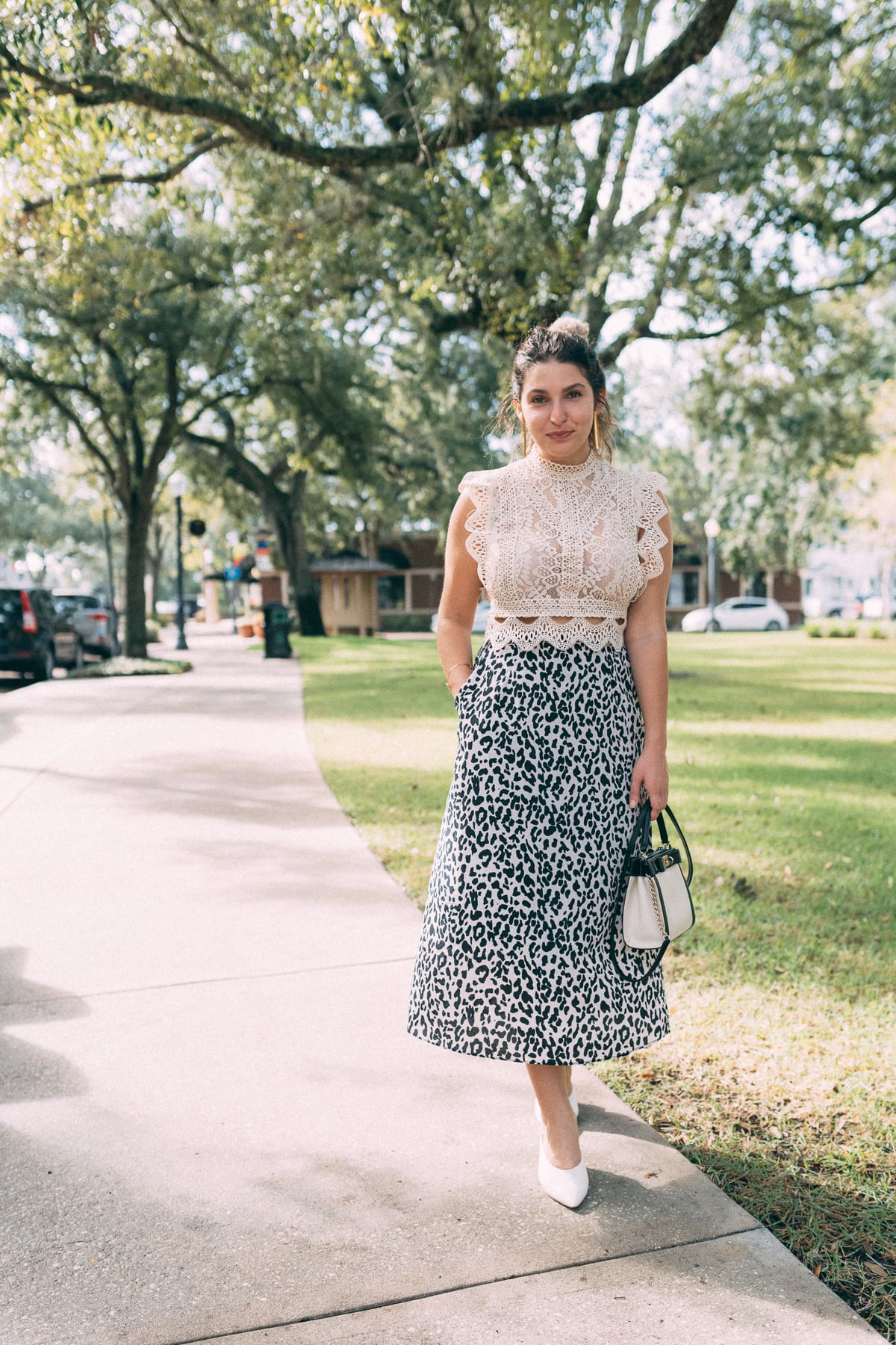 how to wear a leopard skirt this fall